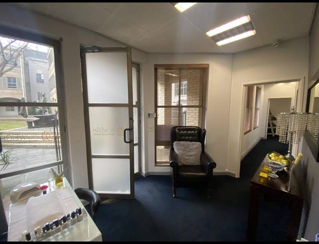 83M² RETAIL TO LET IN RONDEBOSCH
